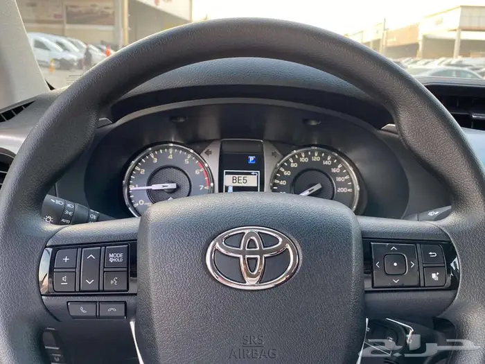 تويوتا هايلوكس فل كامل جنوط الساير 2025 كاش -اقساط 13