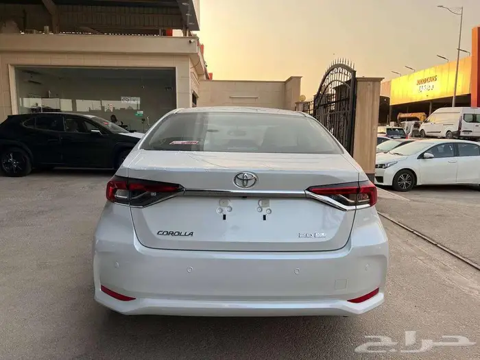 تويوتا كورولا XLI 2.0 طيس بنزين 2026 4