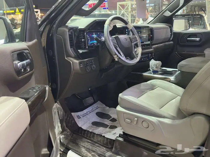 شيفروليه سلفرادو تربل بوس 2025 عروض مميزه وحصريه كاش واقساط 8