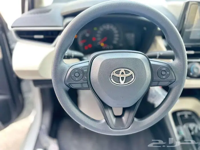 تويوتا كورولا 2026- ستاندر 2.0 4