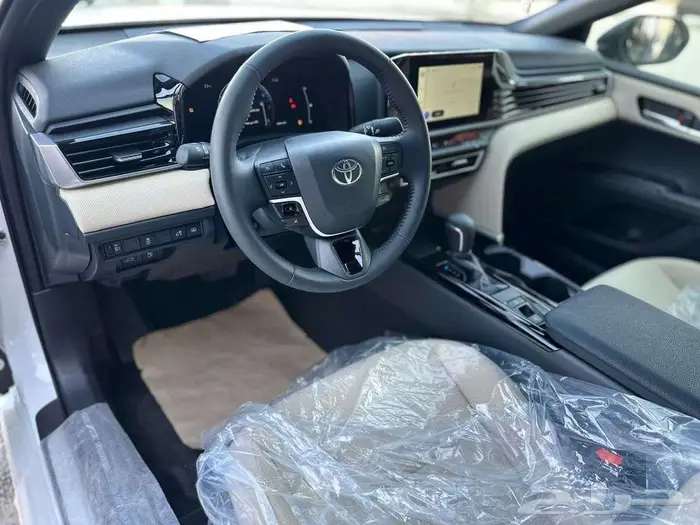 تويوتا كامري 2.5 LE 2025 بنزين كاش وتقسيط بنوك 9