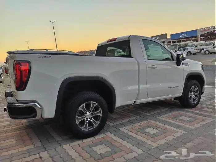 جي ام سي سييرا 2025 SLE غمارة وارد سعودي 9