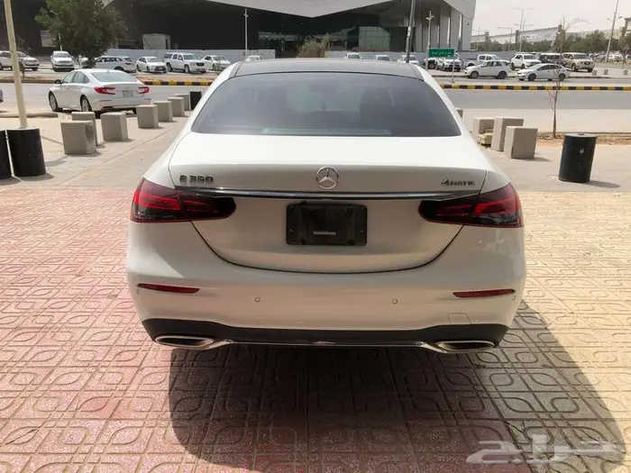 مرسيدس E350 موديل 2021 ابيض 14