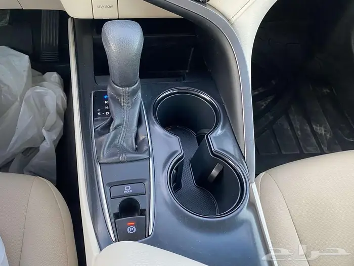 تويوتا كامري ستاندر سعودي 2020 7