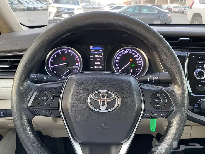 تويوتا كامري ستاندر سعودي 2020 10