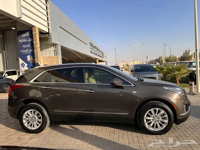 كاديلاك 2019 XT5 4
