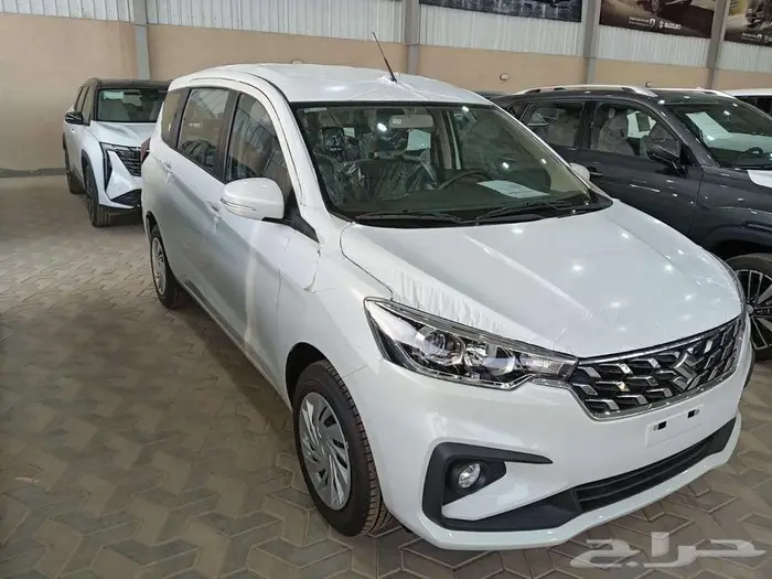 سوزوكي ارتيجا 2025 فل كامل واستاندر 15