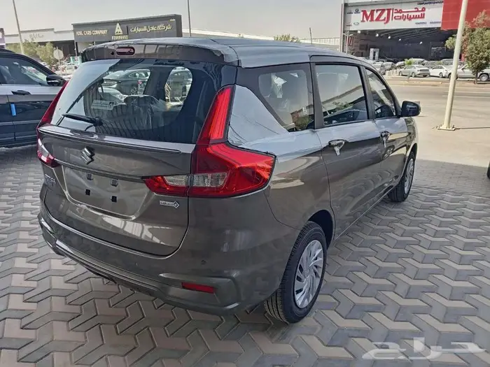 سوزوكي ارتيجا 2025 فل كامل واستاندر 17