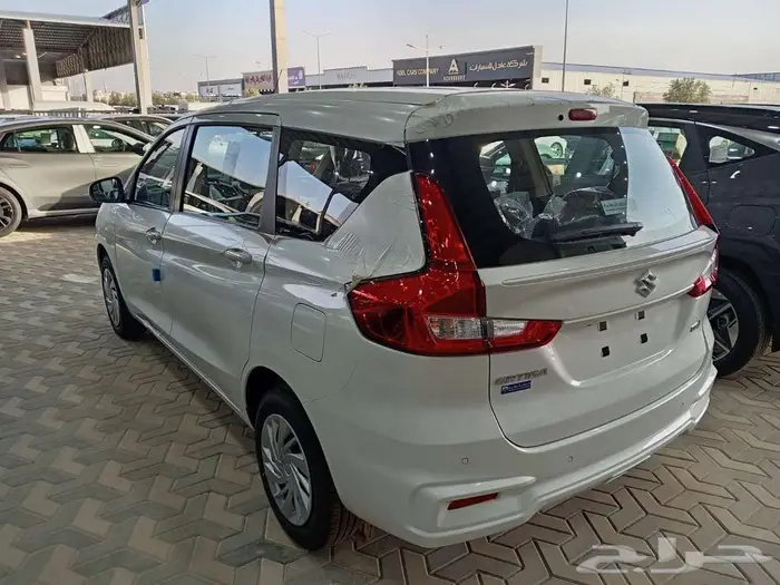 سوزوكي ارتيجا 2025 فل كامل واستاندر 32