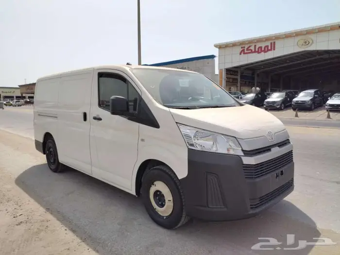 تويوتا باص هايس بضاعة 2025 بنزين قير عادي سعودي 2