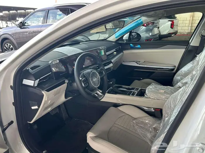 كيا K5 موديل 2024 ستاندر مكينه 2500 ( سعر مميز ) 10