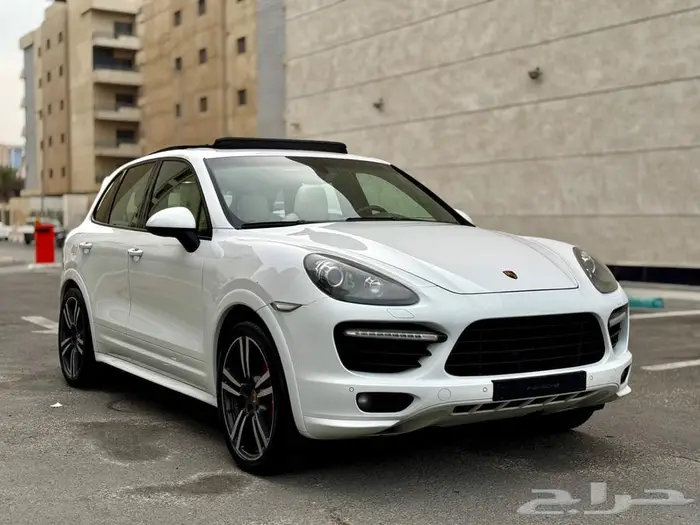 للبيع بورش كايين GTS مالك واحد بدي وكاله 6