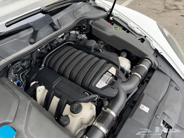 للبيع بورش كايين GTS مالك واحد بدي وكاله 27