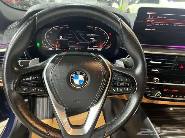 بي ام دبليو 2023 520i متاح تقسيط 12