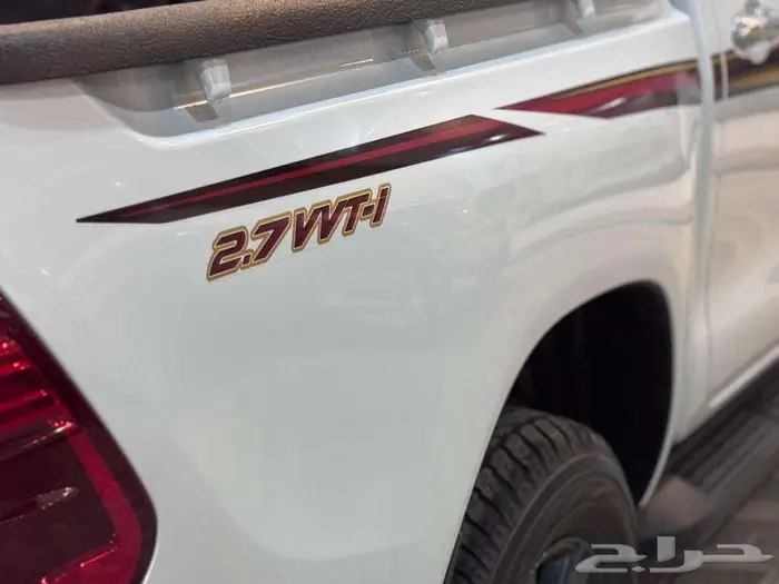 هايلوكس بريمي بنزين دبل فل كامل مفتاح 2025 13