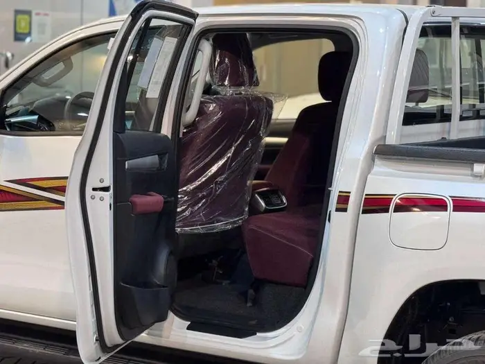 هايلوكس بريمي بنزين دبل فل كامل مفتاح 2025 11