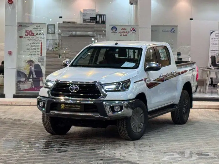 هايلوكس بريمي بنزين دبل فل كامل مفتاح 2025 1