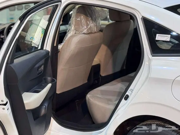 تويوتا يارس 1500 بريمي 2026 13