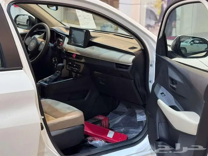 تويوتا يارس 1500 بريمي 2026 7