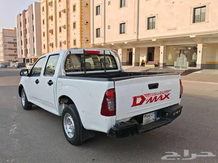 ايسوزو ديماكس 2008 3