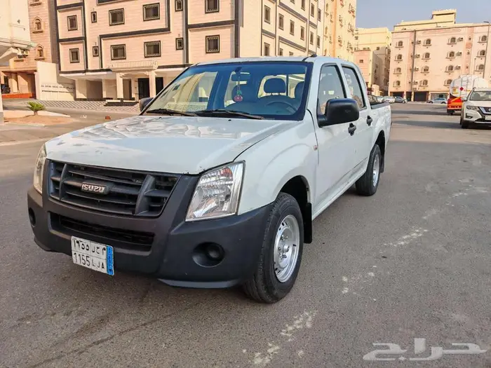 ايسوزو ديماكس 2008 8