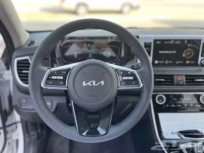 كيا سيلتوس ميد 2025 6