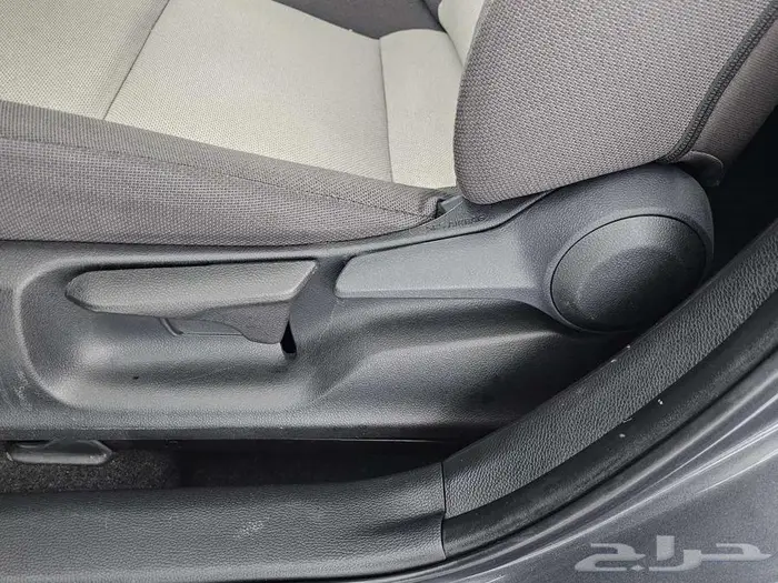 تويوتا كورولا XLI 2023 6