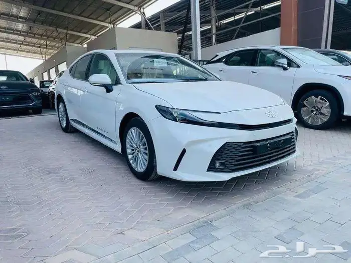 تويوتا كامرى نص فل LE موديل 2025 الساير بالنقد والتقسيط 2