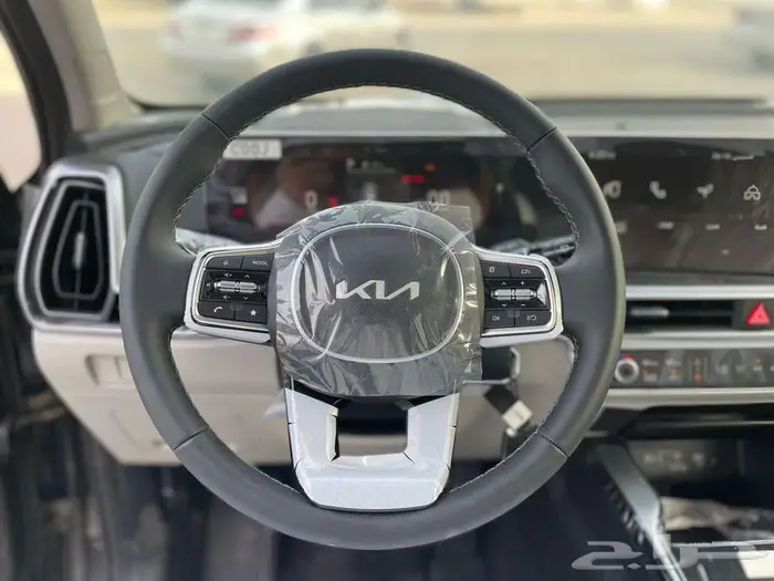 كيا سورنتو GL هايبرد 2025 10