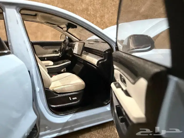 للبيع نموذج لسيارة جيتور داشينق واقعي جدا  ونادر 3