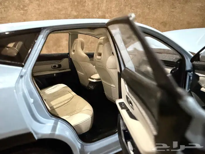 للبيع نموذج لسيارة جيتور داشينق واقعي جدا  ونادر 5