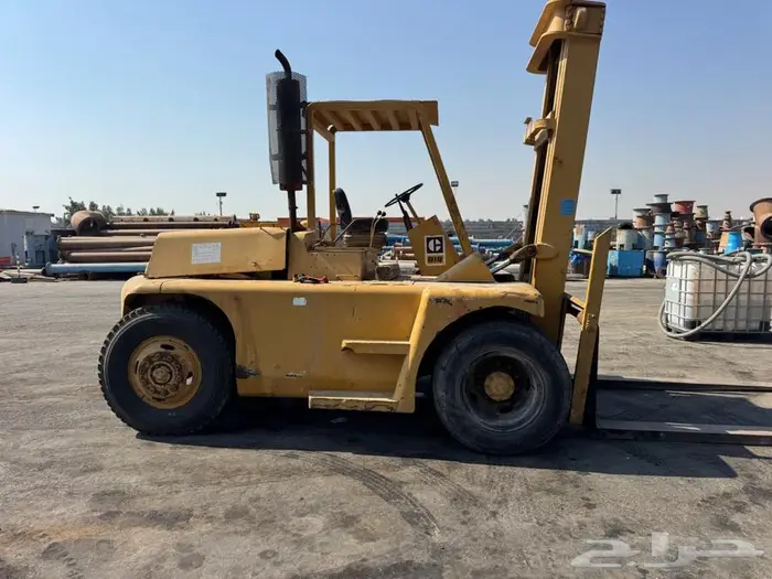 رافعه شوكيه فوركلفت كاتربيلر 10 طن 5