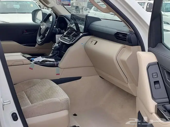 تويوتا لاندكروزر gxr2 بنزين 2026 سعودي 3