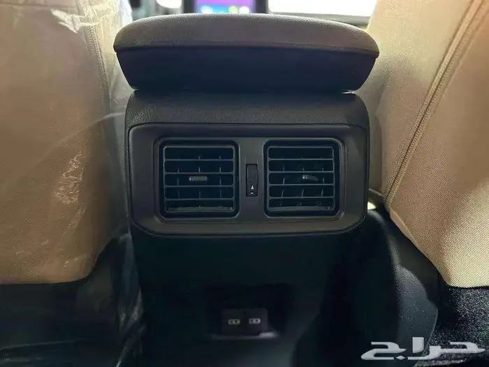 تويوتا راف فور xle بنزين موديل 2025 كاش و أقساط 11