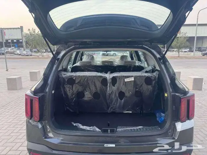 كيا سورنتو استاندر 1.6cc تيربو هايبرد 2024 تصدير مصر 8