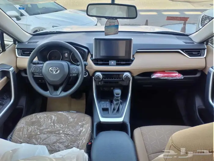 تويوتا راف فور 2025 XLE نص فل عبداللطيف جميل 9