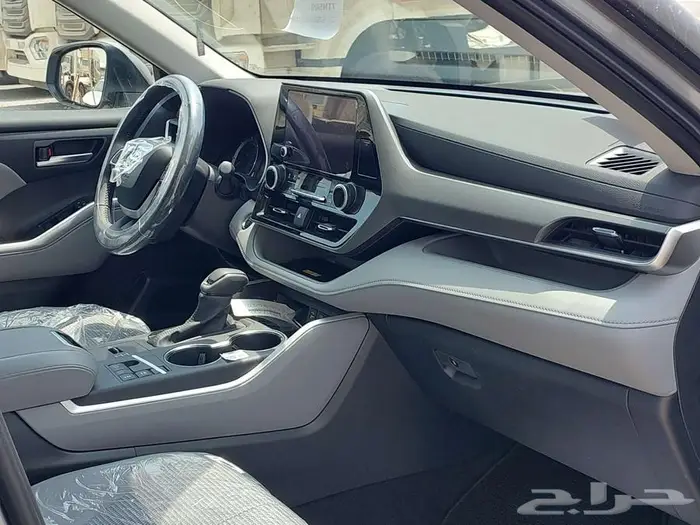 تويوتا هايلاندر GLE نص فل 2025 سعودي 2