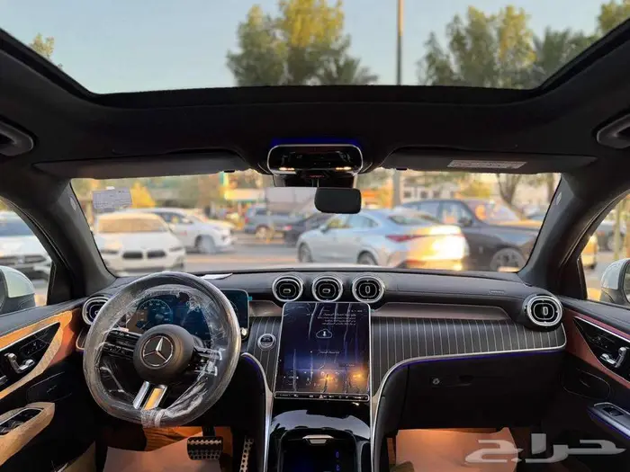 مرسيدس GLC200-2026 10