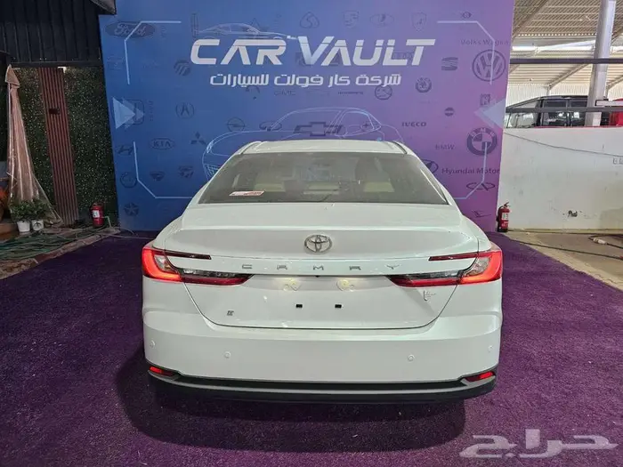 تويوتا - كامري - 2025 - E بنزين - سعودي 6