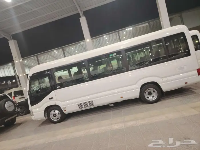 تويوتا باص كوستر 2025 بنزين 2.7 قير عادي 20 راكب COASTER 6