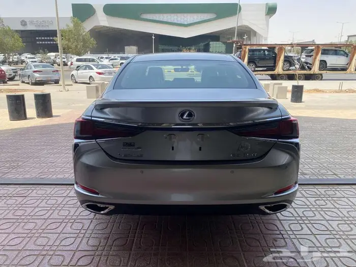 لكزس - ES350 CA - 2025 الساير كويتي جميع الالوان 39