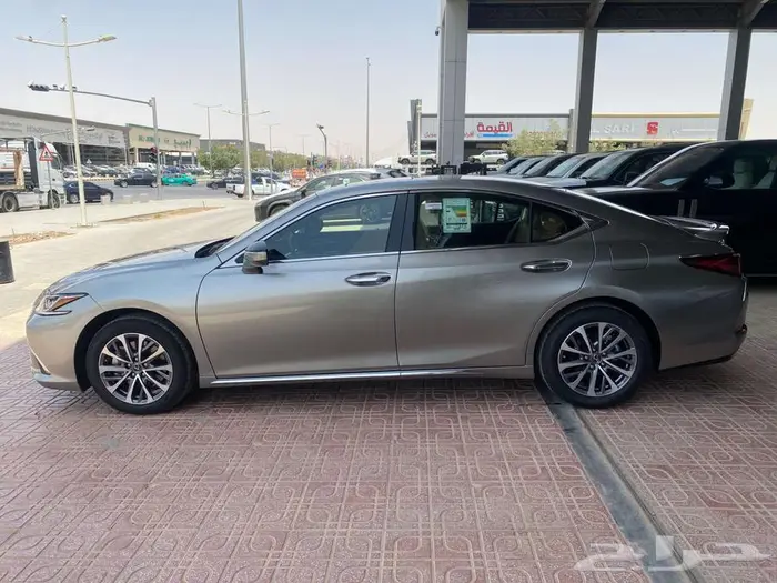 لكزس - ES350 CA - 2025 الساير كويتي جميع الالوان 30