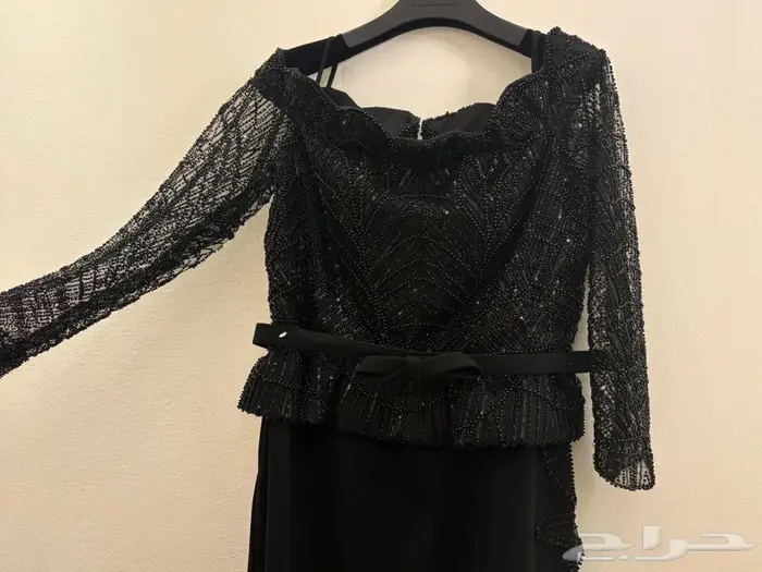 فستان اسود شك 1