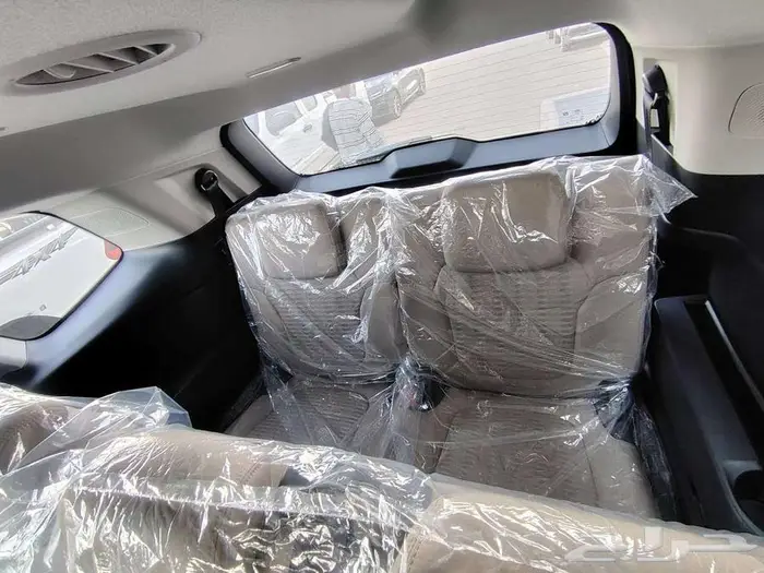 فورد ايفريست XLS استندر بنزين 2025 8