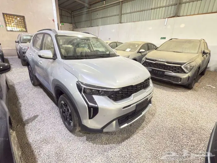 كيا سونيت 2025 استندر مطور سعودي كاش وتقسيط اقل سعر 5