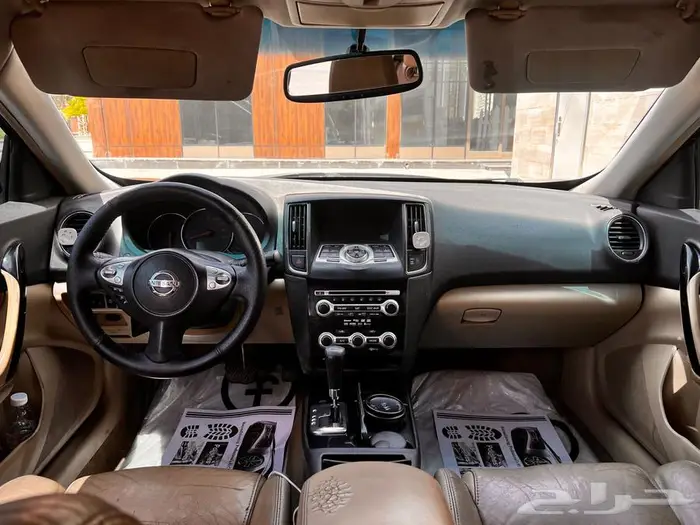 نيسان مكسيما 2010 أمريكي 1