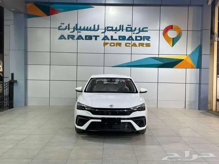 ام جي 5 استاندر الشكل الجديد موديل 2025 0