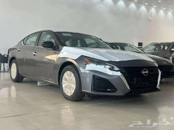 نيسان التيما ستاندر بنزين 2025 - بافضل الاسعار 1