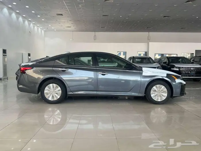 نيسان التيما ستاندر بنزين 2025 - بافضل الاسعار 2