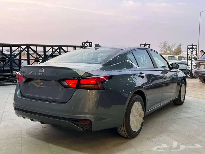 نيسان التيما ستاندر 2025 1